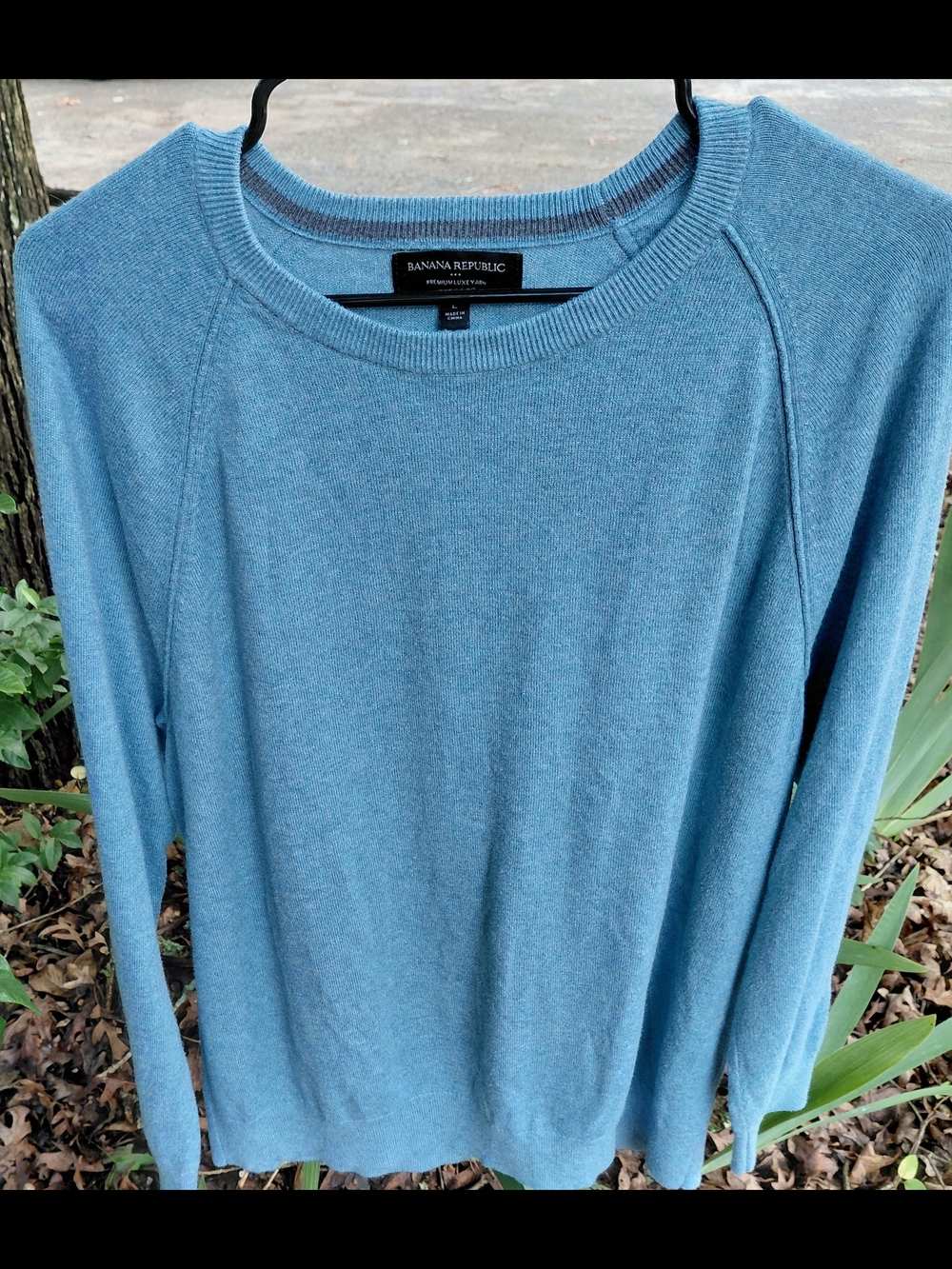 * SOLD*Banana Republic Men's Crewneck Sweater in Dusty Teal